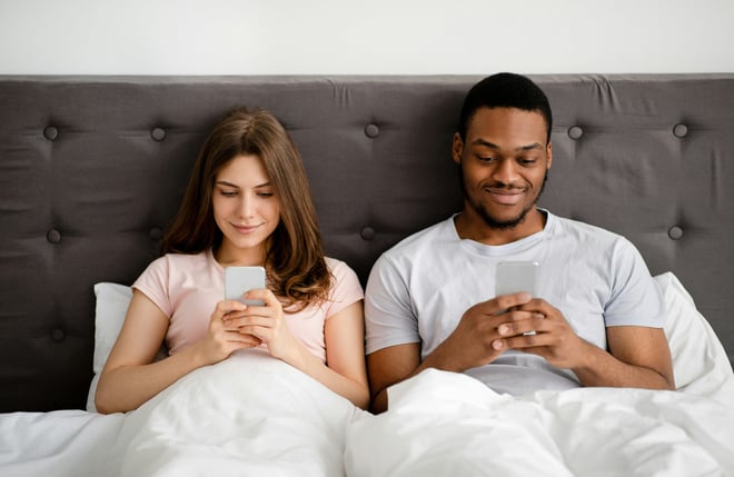 Can Social Media Ruin Relationships? 